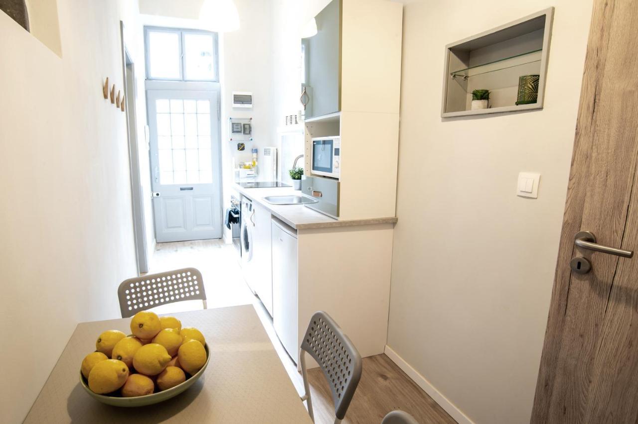 Cozy Apartment On The Boulevard. Budapest Exteriör bild