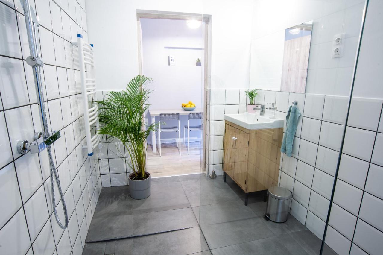 Cozy Apartment On The Boulevard. Budapest Exteriör bild